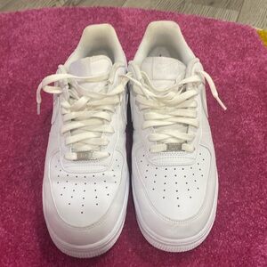 Men’s Nike Air Force One.